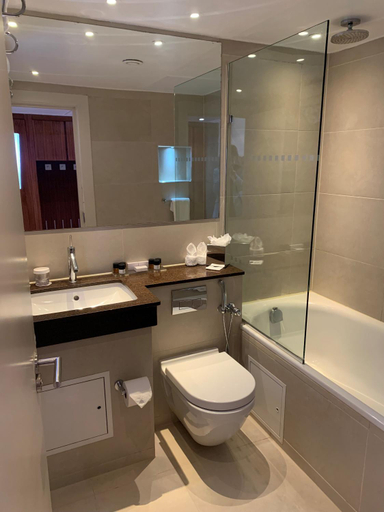 Bathroom 4, Blakemore Hyde Park, London