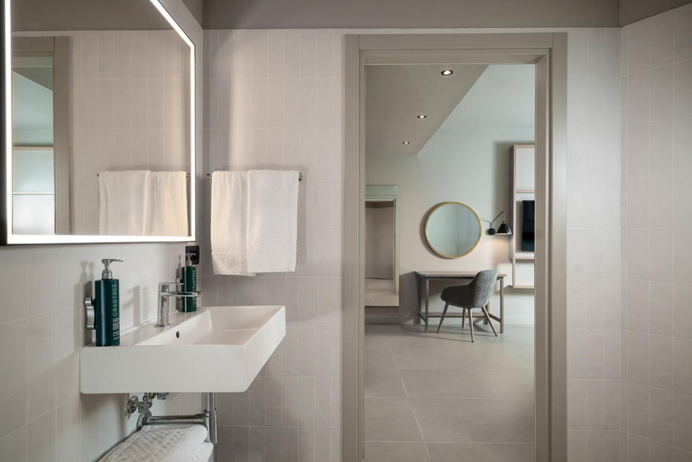 Bathroom 4, Hotel Green Park Bologna, Bologna