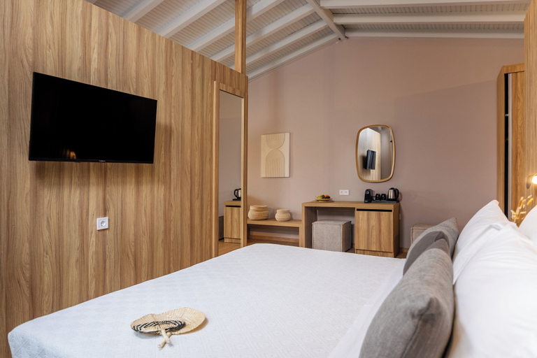 Bedroom 3, Petra Nera Skiathos, Thessaly