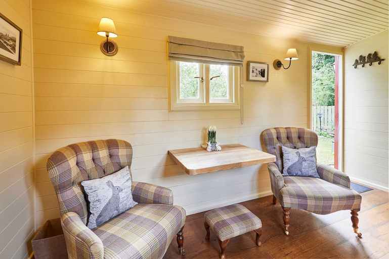 Room 5, Host Stay Guards Van, Northumberland