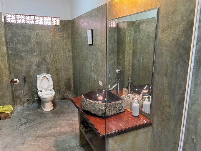 Bathroom 3, Blue Beach Village, Da Nang