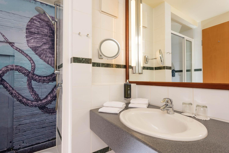 Bathroom 5, Seminaris Seehotel Potsdam, Potsdam