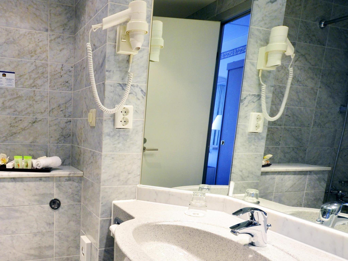 Bathroom 4, Best Western Hotel Helmstedt am Lappwald, Helmstedt