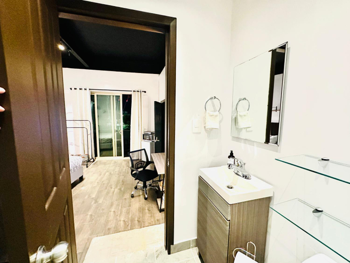 Bathroom 3, Costero Inn - Not Hotel, Ensenada