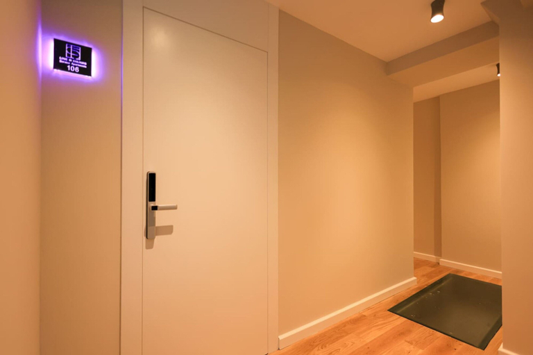 Room 4, Grandstay Studios 106, Durrësit