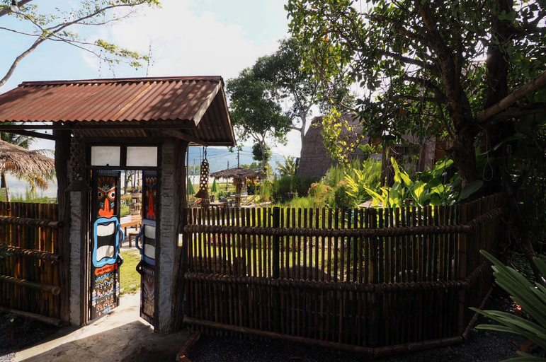 Others 5, The Frog Cabana, Wang Num Khiaw