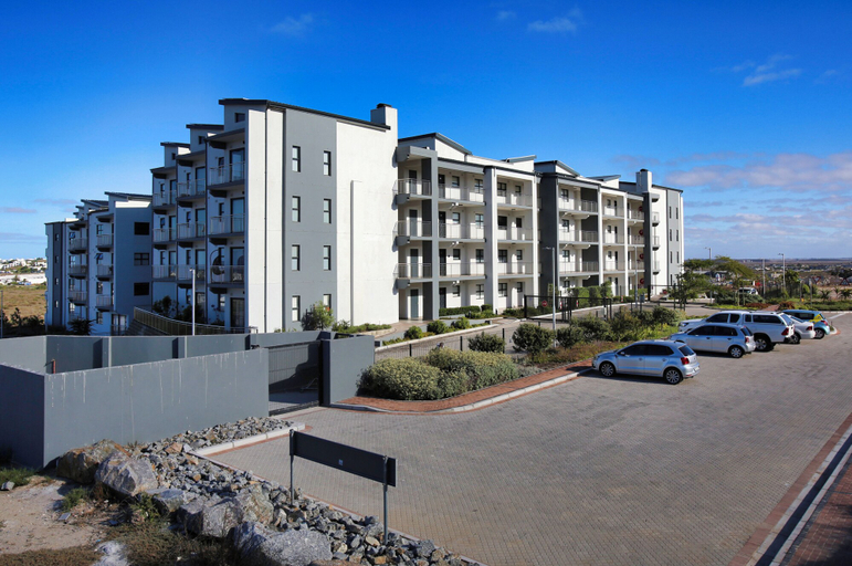 Exterior & Views 2, NIVICA Lifestyle Living 20, Langebaan 4-Sleeper, West Coast