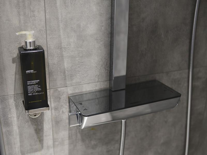 Bathroom 4, The 29 London, London