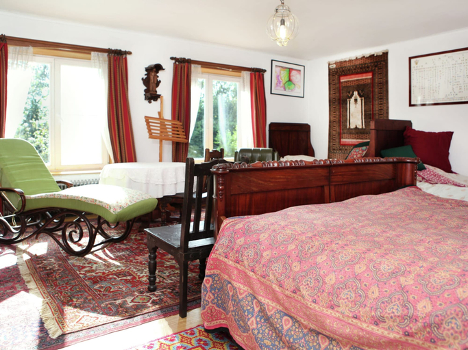 Room 3, Comfortable Mansion in Doomkerke Near Forest, West-Vlaanderen