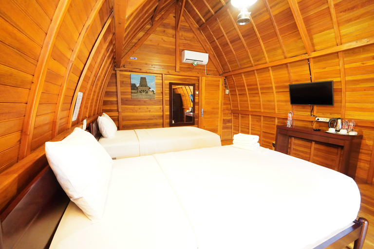 bedroom 12