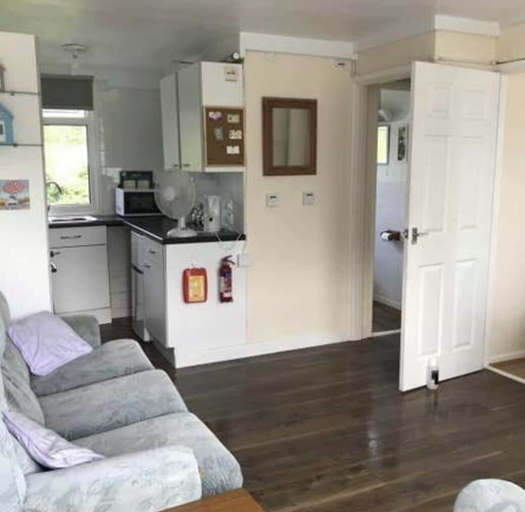 Others 5, 2 Bedroom Chalet Near the Beach, Isle of Wight