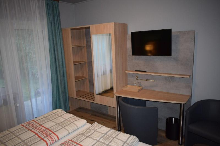 Bedroom 2, Hotel Bluchertal, Mainz-Bingen