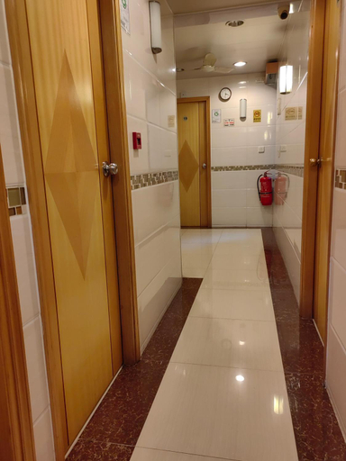 Others 4, 荷李活宾馆, Kowloon
