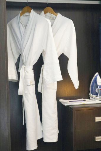 Amenities 8
