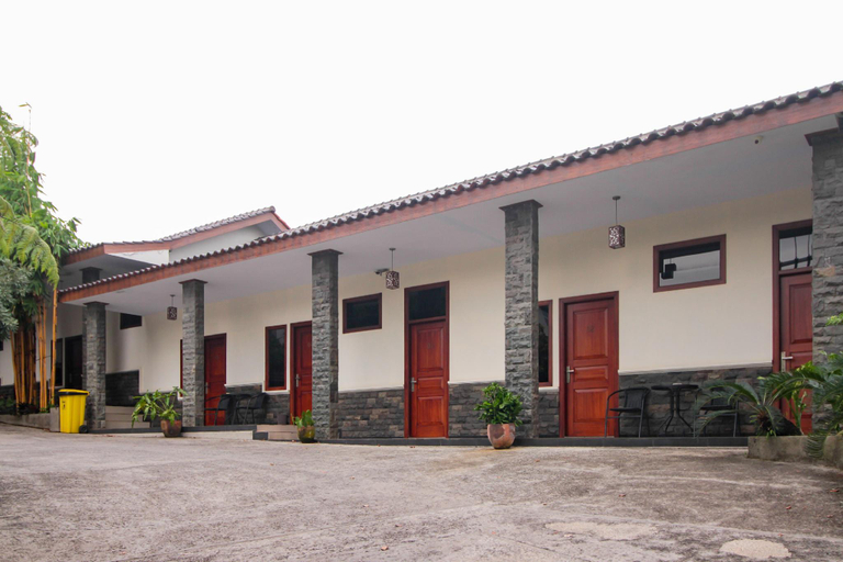 Exterior & Views 2, Urbanview Alfiya Hotel Lampung by RedDoorz, Bandar Lampung