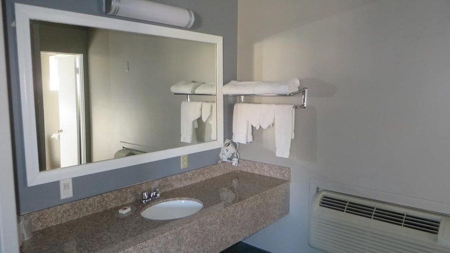 Bathroom 3, HOTEL SALINA, Riverside