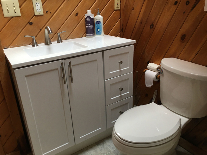 Bathroom 3, Sebago Lake Lodge and Cottages, Cumberland