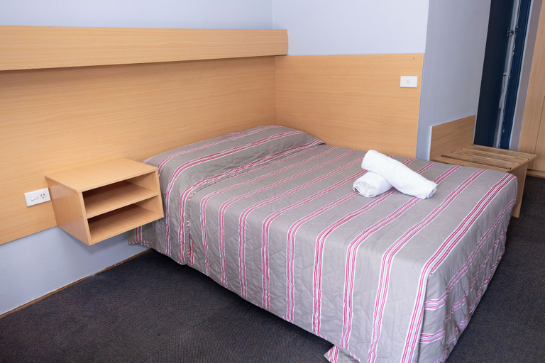 Bedroom 2, Windsor Heritage Motel, Hawkesbury