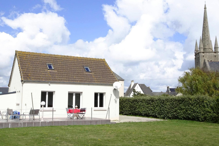Exterior 3, Holiday Home in France by Sandy Beach, Manche