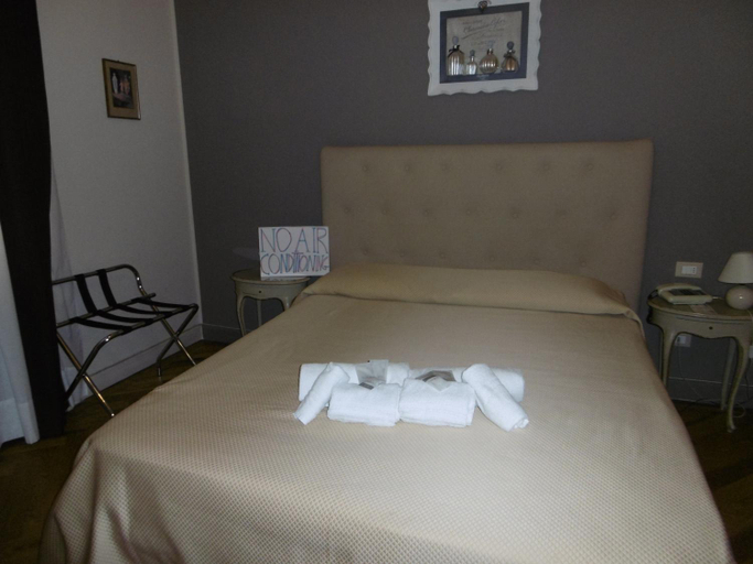 Bedroom 22
