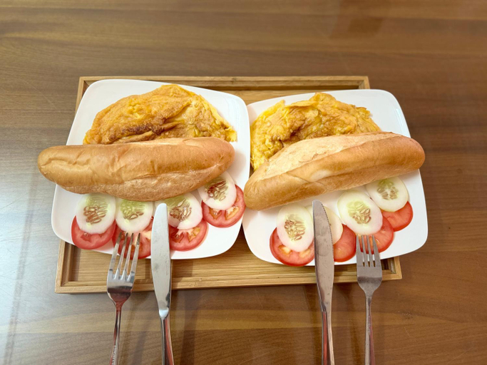 Food & Drinks 5, Kim's Homestay & Villa , Hạ Long
