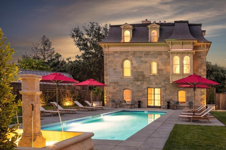 Sport & Beauty 3, The Francis House, Napa