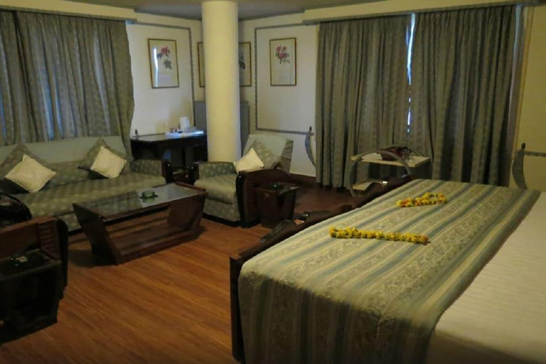 Bedroom, Karni Bhawan Palace Heritage, Bikaner