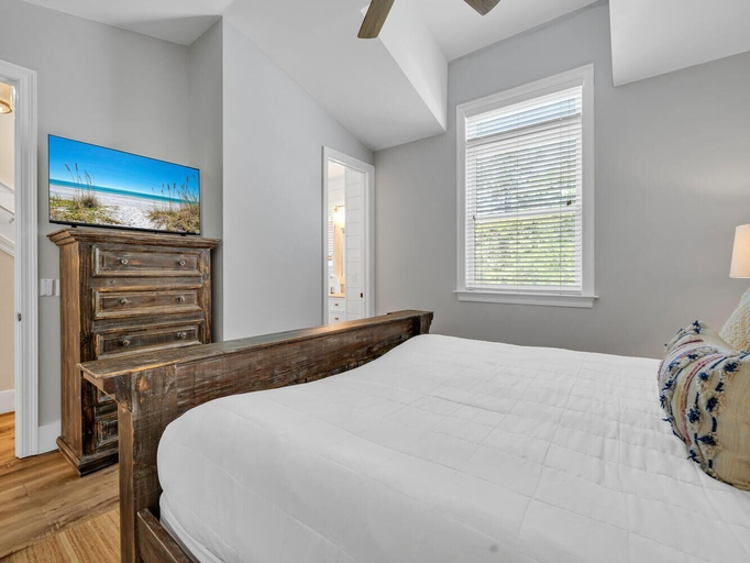 Bedroom 3, Gulf Place Courtyard 73, Walton
