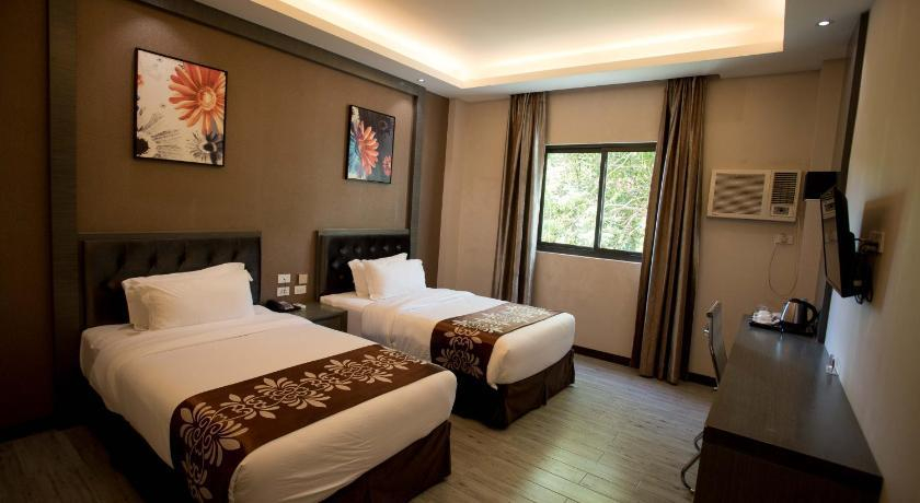 Bedroom 15