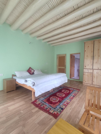 Others 5, Streamlet homestay, Leh