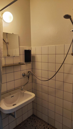 Bathroom, Banegaardshotellet, Haderslev