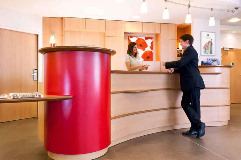 Public Area 3, ibis Beauvais Airport, Oise