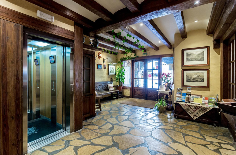 Public Area 2, Hotel Ciria, Huesca