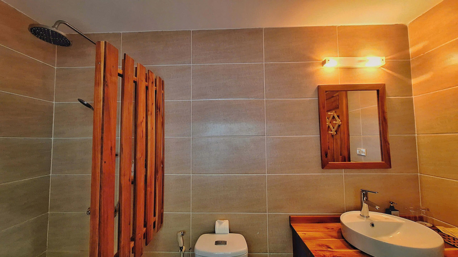 Bathroom 4, Ancarine Beach Resort, Phú Quốc