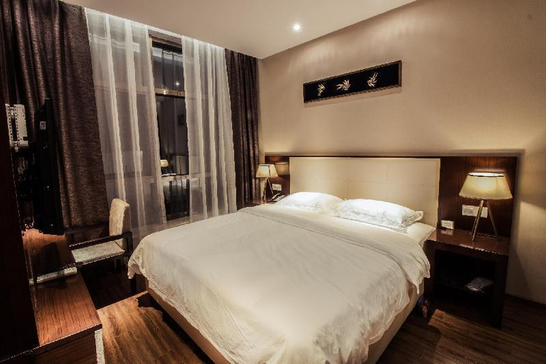 Bedroom 10