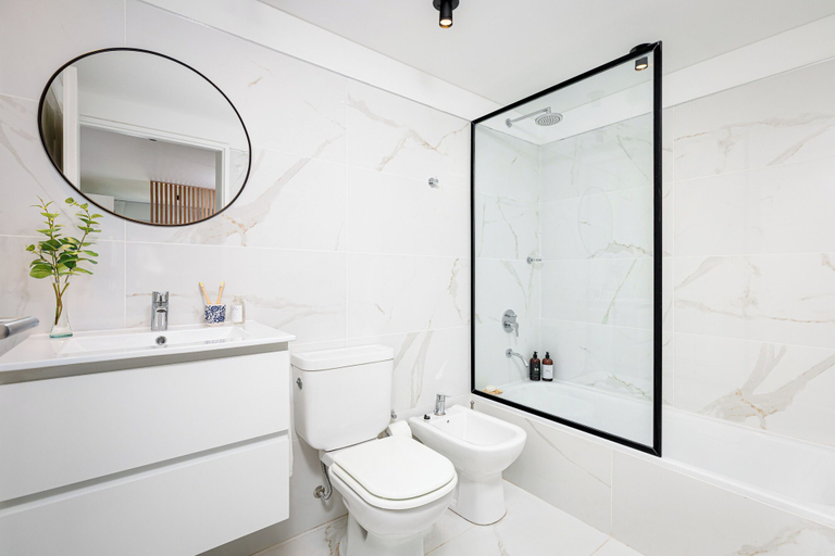 Bathroom, Hestia at Juncal 1200, Distrito Federal