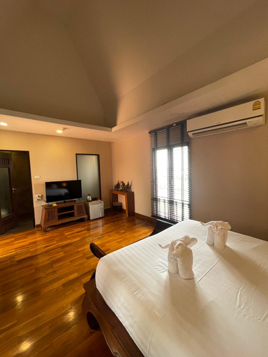 Bedroom 15