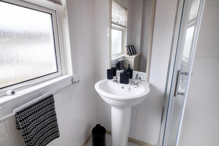 Bathroom 3, Banchory House - SJA Stays - 2 Bed House, Aberdeenshire