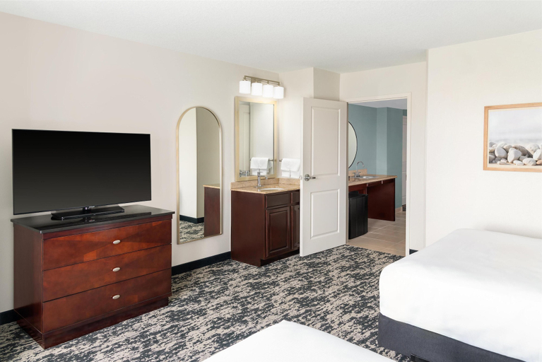Bedroom 3, Embassy Suites by Hilton Fort Myers Estero, Lee