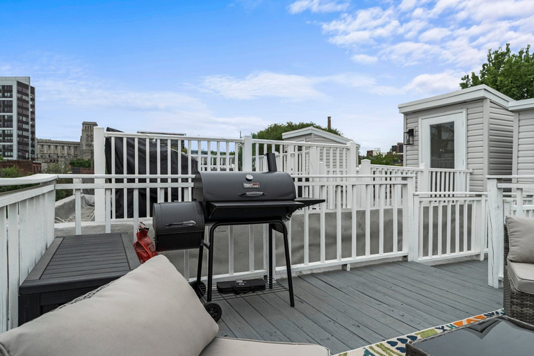 Public Area 4, Family Oasis with 3BR, Games, WIFI & BBQ, Philadelphia