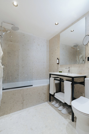 Bathroom 5, Kapetanios Odysseia Hotel