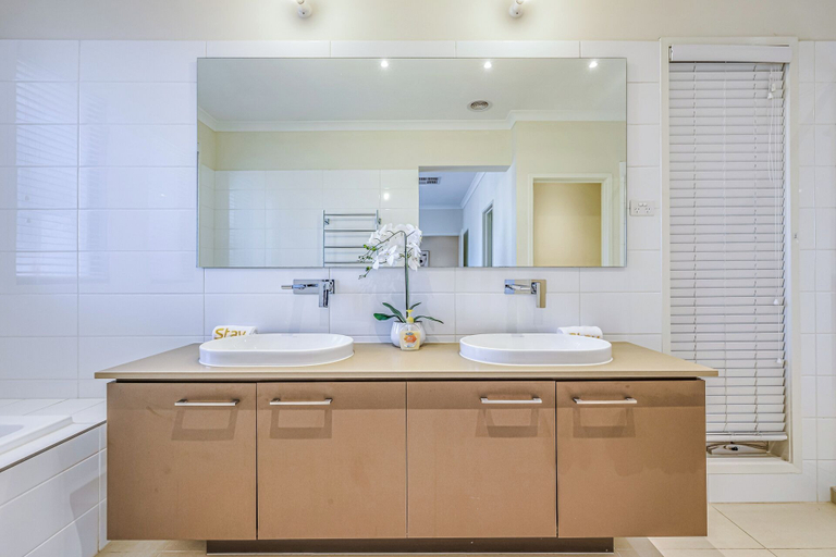 Bathroom 3, Stylish Luxe House at Point Cook, Melbourne