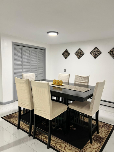 Others 2, Luxury Guest House - Cheap JFK Pick up & Drop Off Available, New York