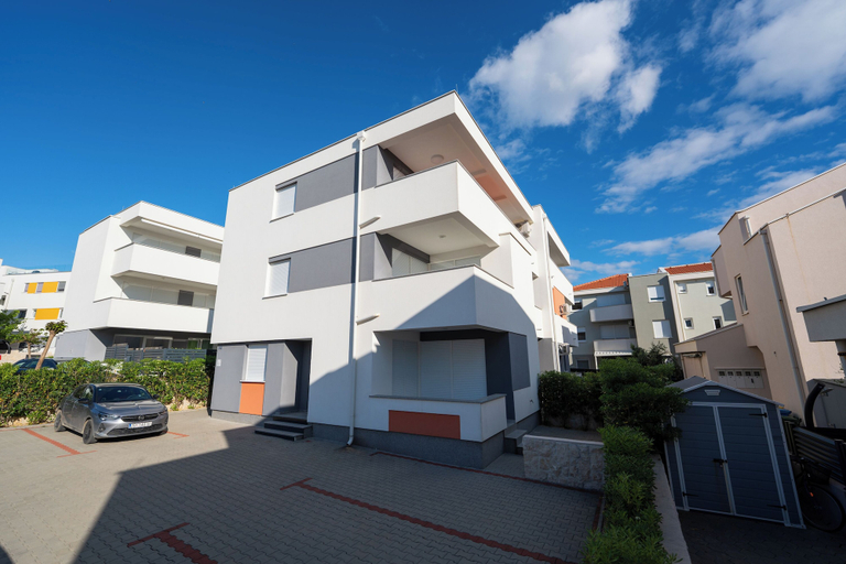 Exterior & Views 2, Relax Apartments, Novalja