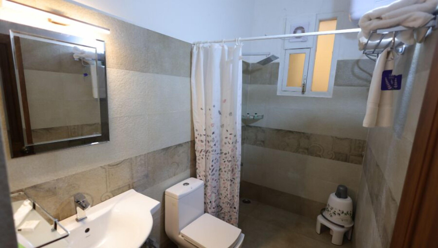 Bathroom 3, The Forest Haven, The Nilgiris