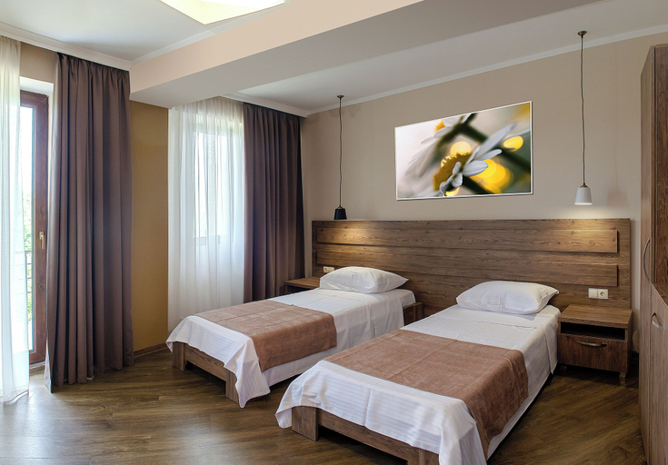 Bedroom 2, Hotel Resolute, Ozurgeti