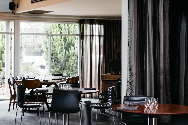 Food & Drinks 5, Royal Mail Hotel, S. Grampians Bal