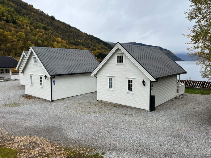 Exterior 2, Holiday Home in Kinsarvik With Lake View, Ullensvang