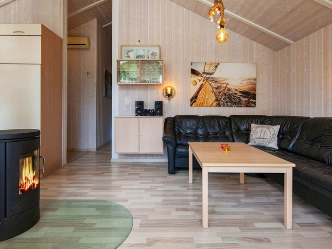Others 5, Holiday Home in Groemitz, Ostholstein