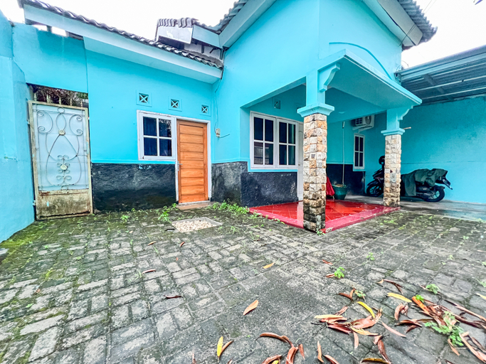 Exterior & Views 2, Omah Taman Palagan Homestay Jogja, Sleman